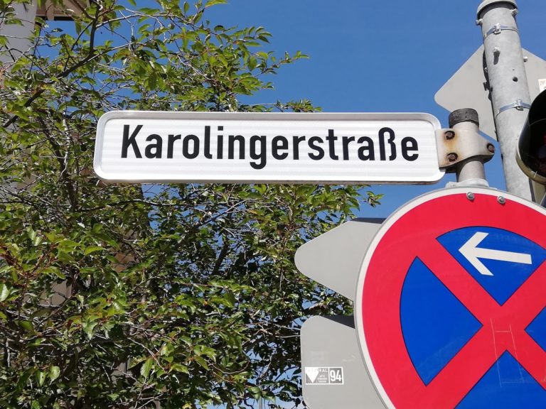 Verkehrsberuhigung im Fokus – Freude bei den Gilchinger Grünen nach UEVA-Beschluss zur Karolingerstraße