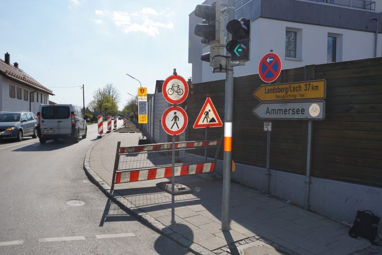 (K)ein verspäteter Aprilscherz – Fußgängerumleitung an Landsbergerstraße neun mal länger als eigentlicher Weg