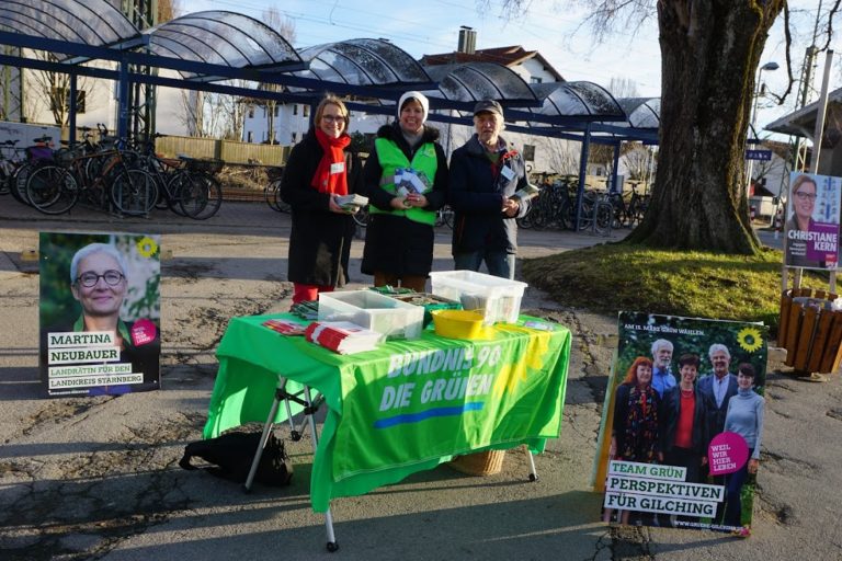 Infostand mit dem Schwerpunktthema Pflegepolitik / demenzfreundliche Gemeinde