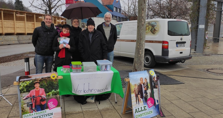 InfostandGruene040320