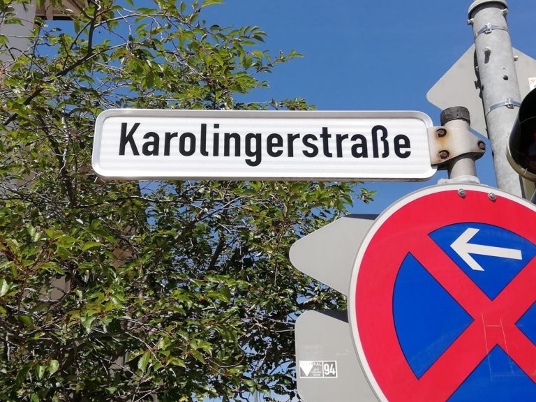 Verkehrsberuhigung im Fokus – Freude bei den Gilchinger Grünen nach UEVA-Beschluss zur Karolingerstraße